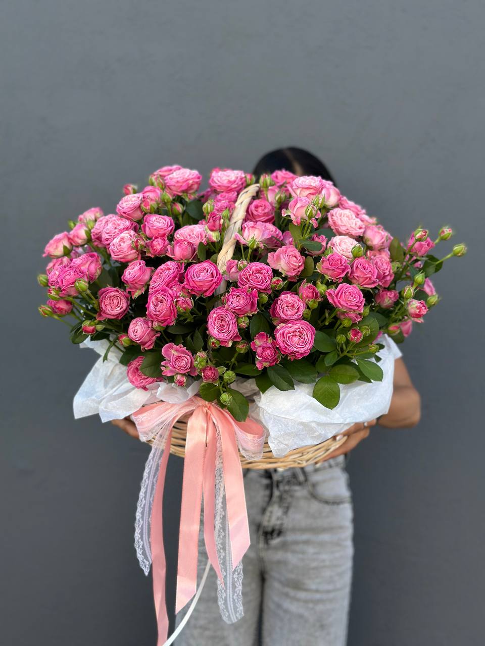 корзина кустовых роз, 19шт розовых