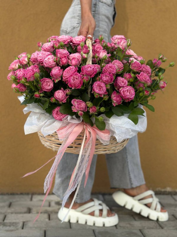корзина кустовых роз, 19шт розовых
