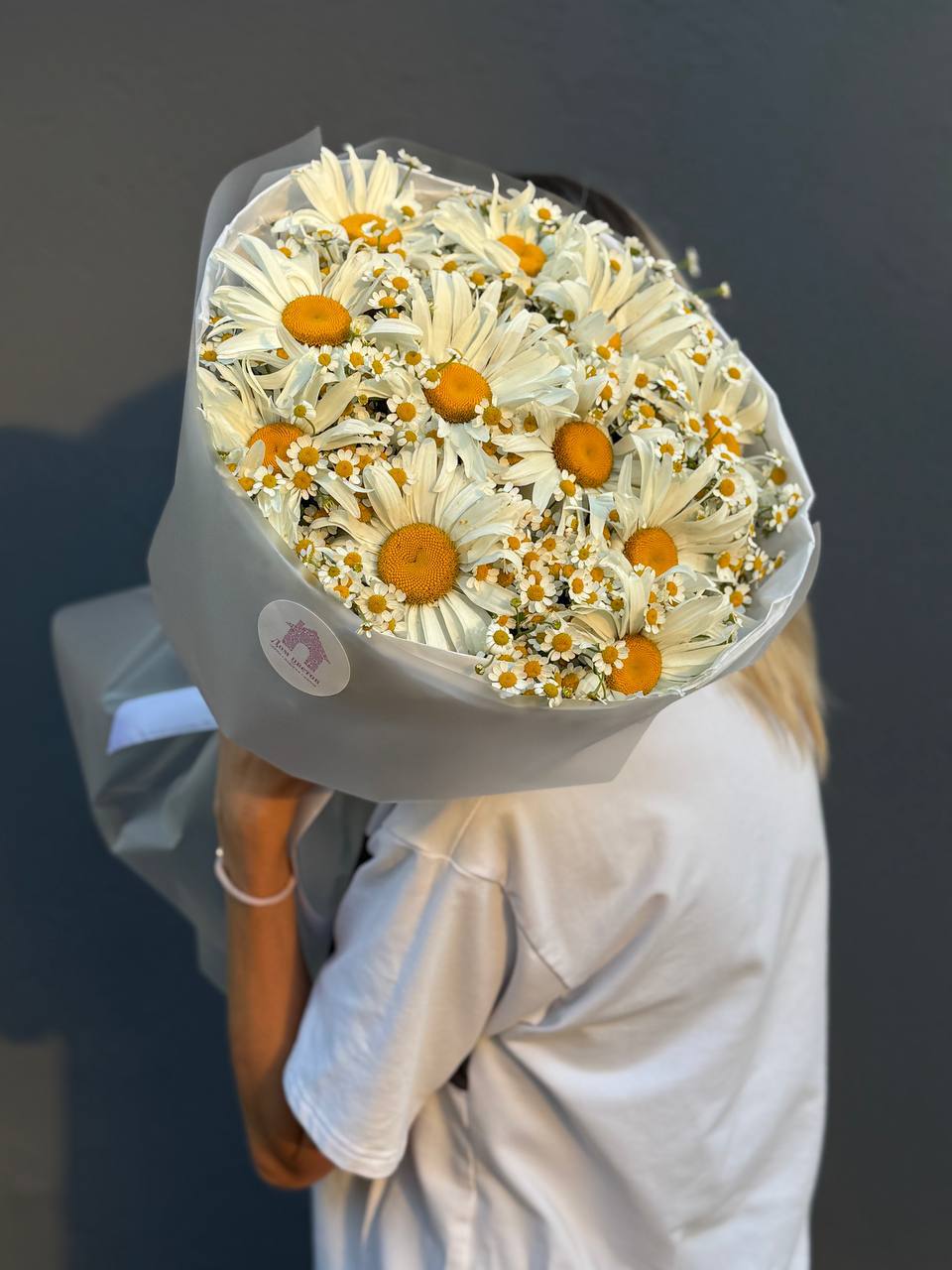 Авторский букет из 11 ромашек