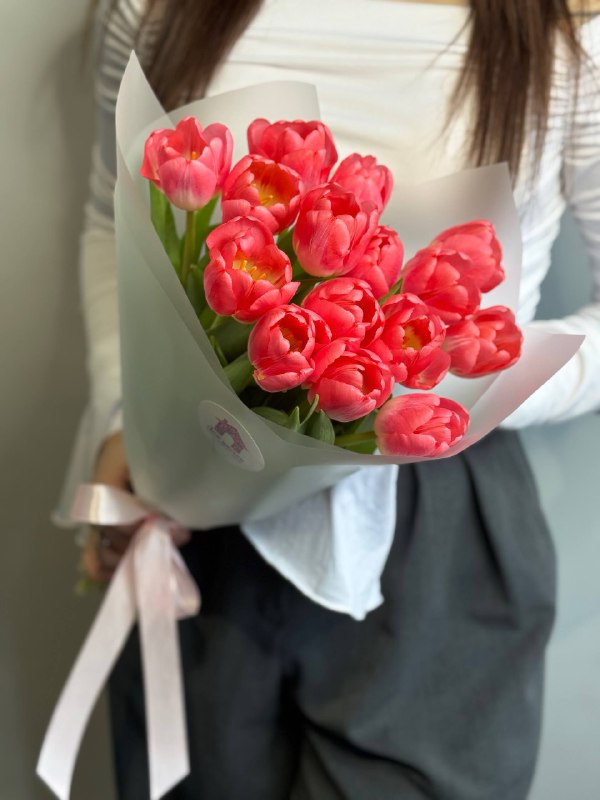 Букет из 15 розовых тюльпанов