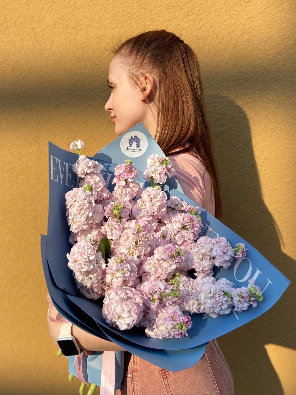 Букет из 17 нежных маттиол
