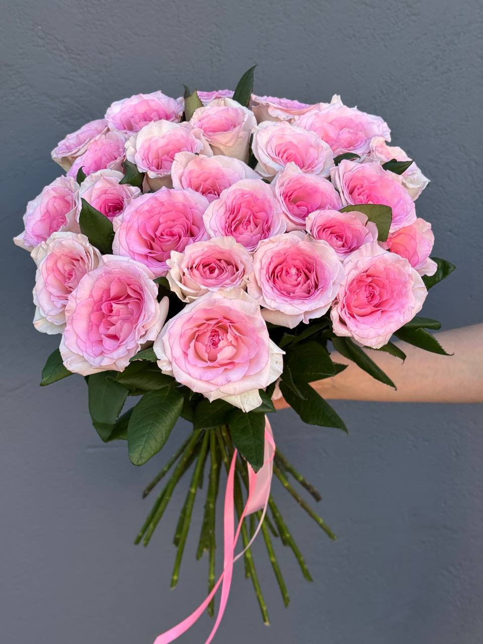 Букет из 25 роз 50см под ленту — фото 2