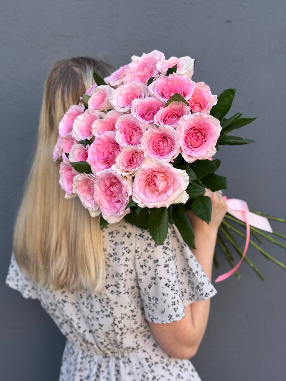 Букет из 25 роз 50см под ленту