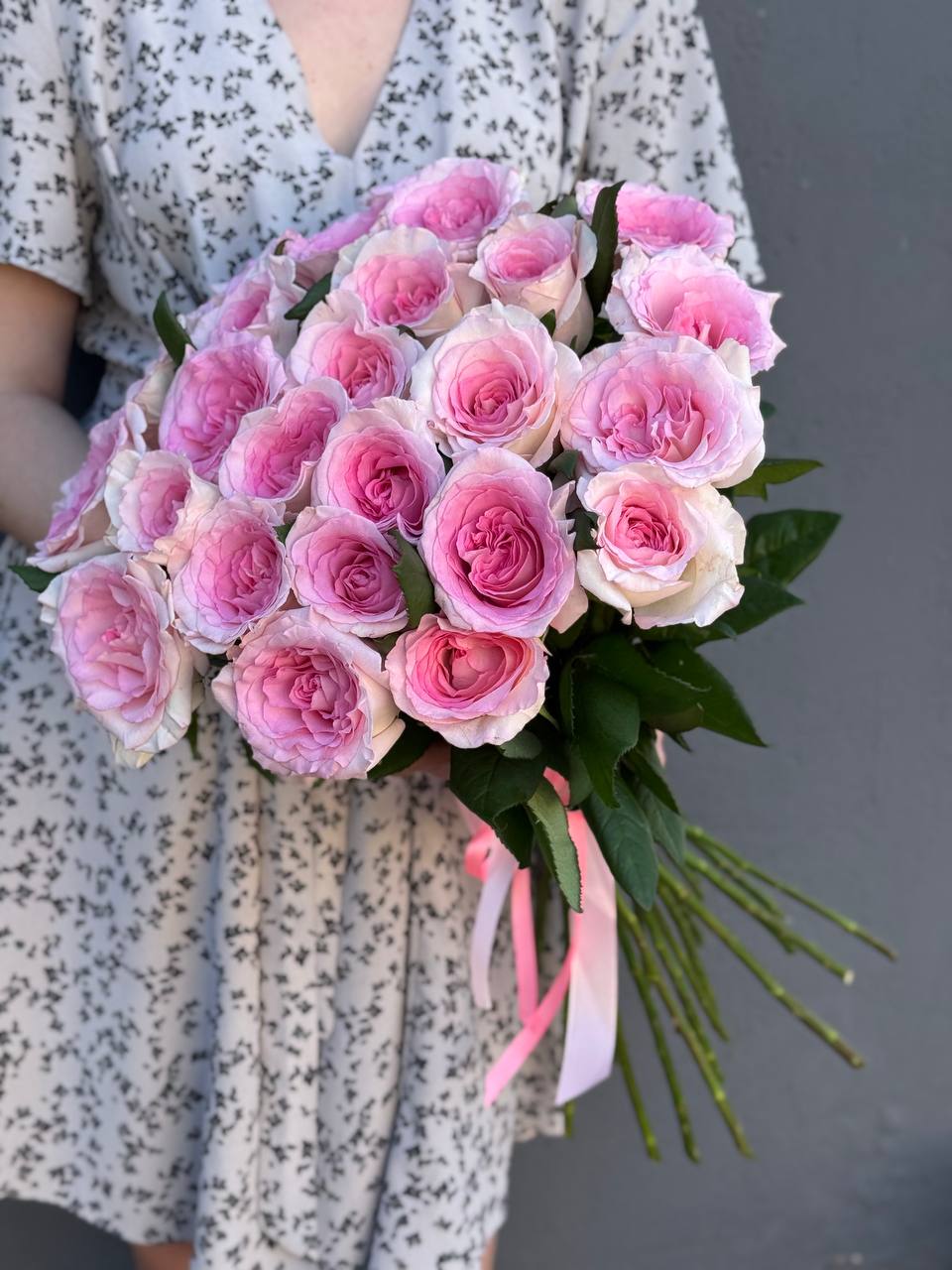 Букет из 25 роз 50см под ленту