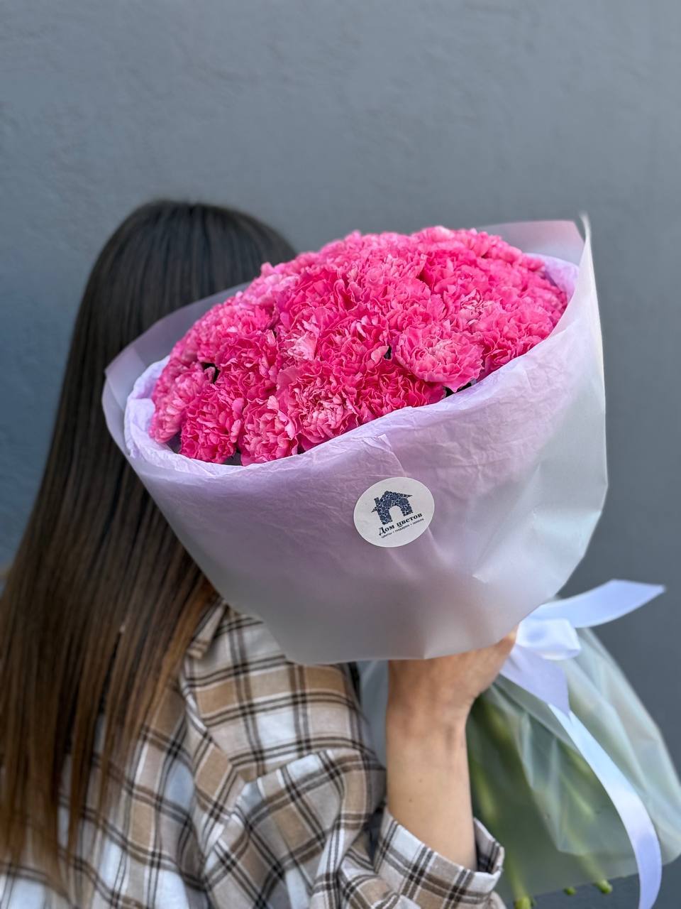Букет из 41 яркого, малинового диантуса