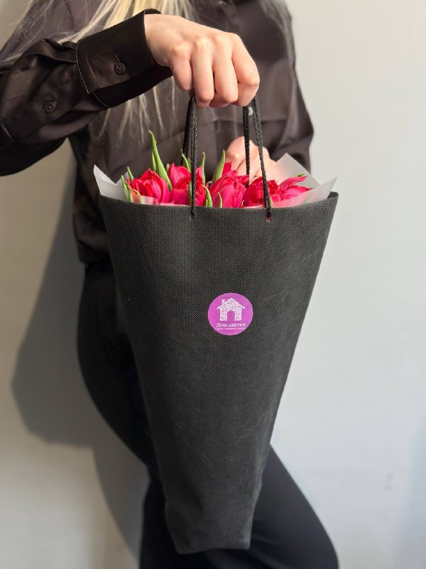 Букет из 9 малиновых тюльпанов, пионовидных — фото 7