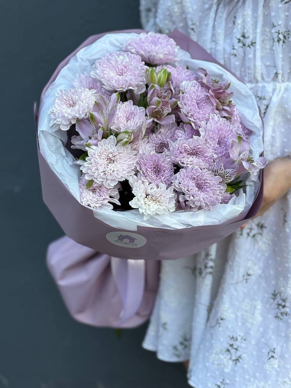 Букет из кустовой хризантемы с альстромерией №2 — фото 5