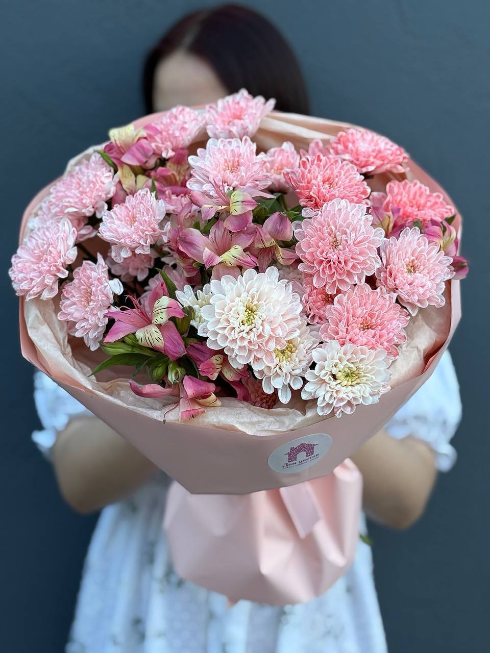 Букет из кустовой хризантемы с альстромерией №5 — фото 2