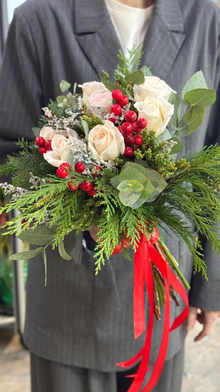 букет невесты, зимний с хвойными веточками