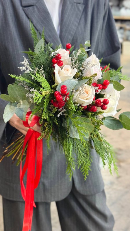 букет невесты, зимний с хвойными веточками