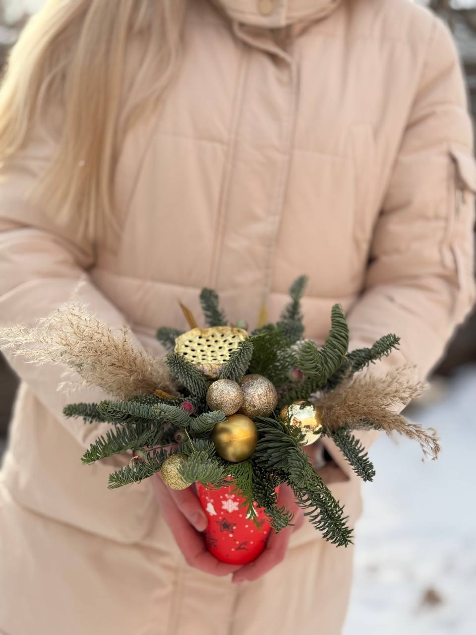 Новогодняя композиция в стаканчике